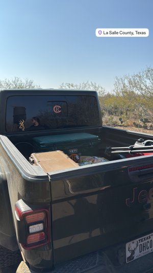 EEE609E7-DC14-43A2-BDE3-B4A31C9B00C7.jpeg EEE609E7-DC14-43A2-BDE3-B4A31C9B00C7.jpeg